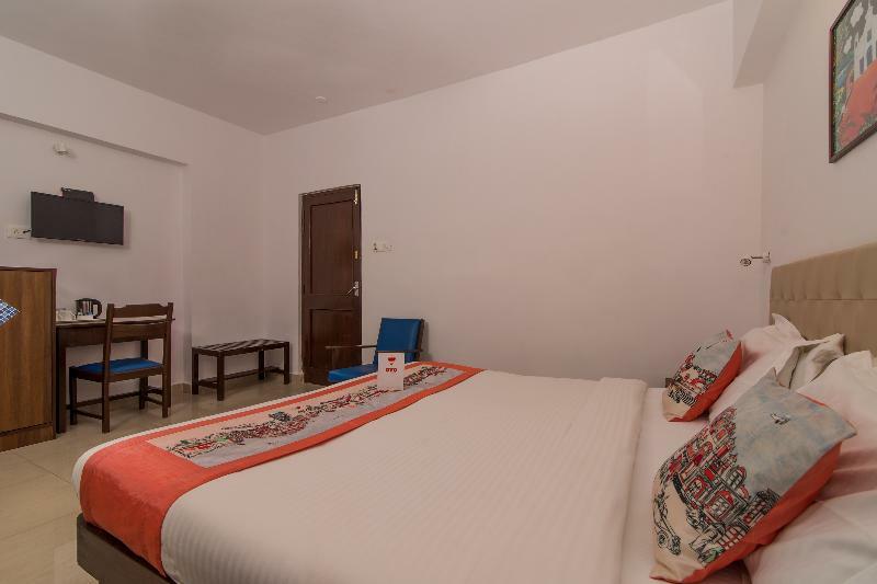 Oyo 10241 Hotel Mayfair Goa Exterior photo